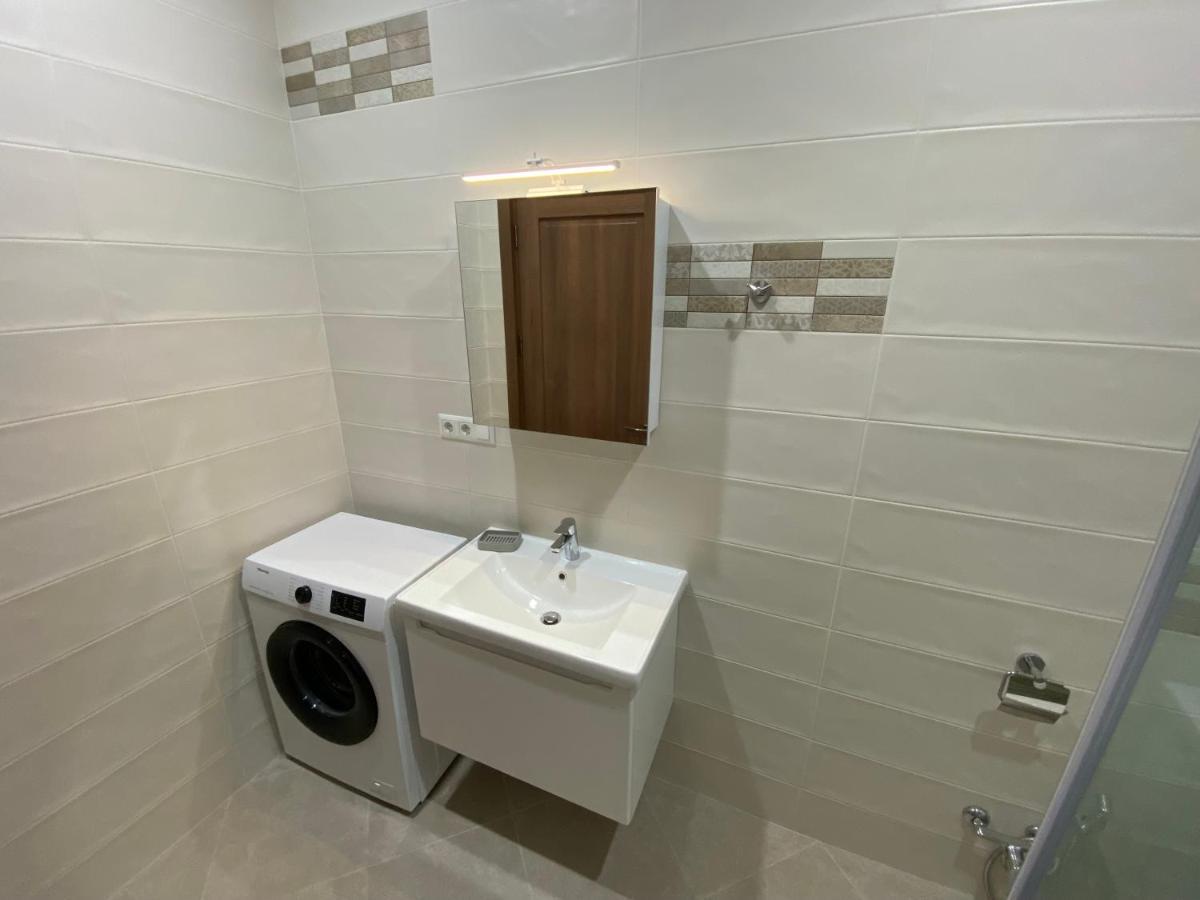Lovely And Cozy Apartment! Kutaisi Ngoại thất bức ảnh