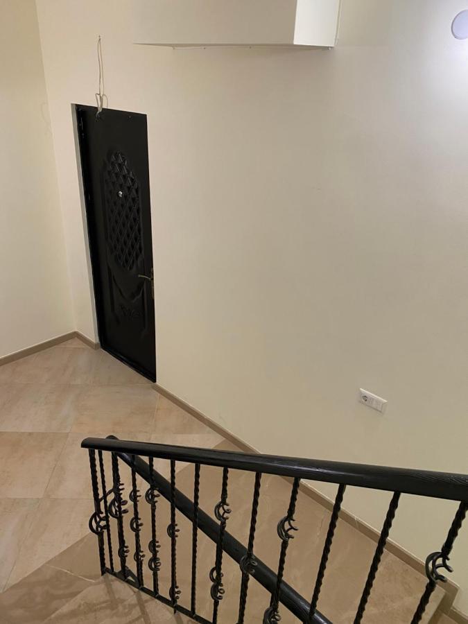 Lovely And Cozy Apartment! Kutaisi Ngoại thất bức ảnh