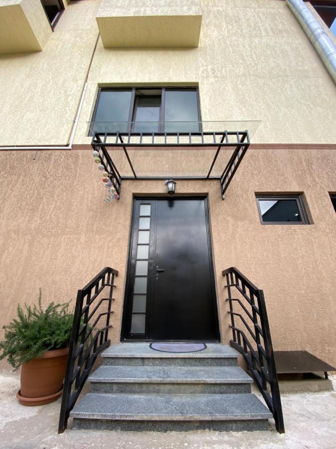 Lovely And Cozy Apartment! Kutaisi Ngoại thất bức ảnh